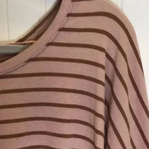 💖 Free People | We The Free Thermal Ruffled Top Size Medium - Picture 4 of 7